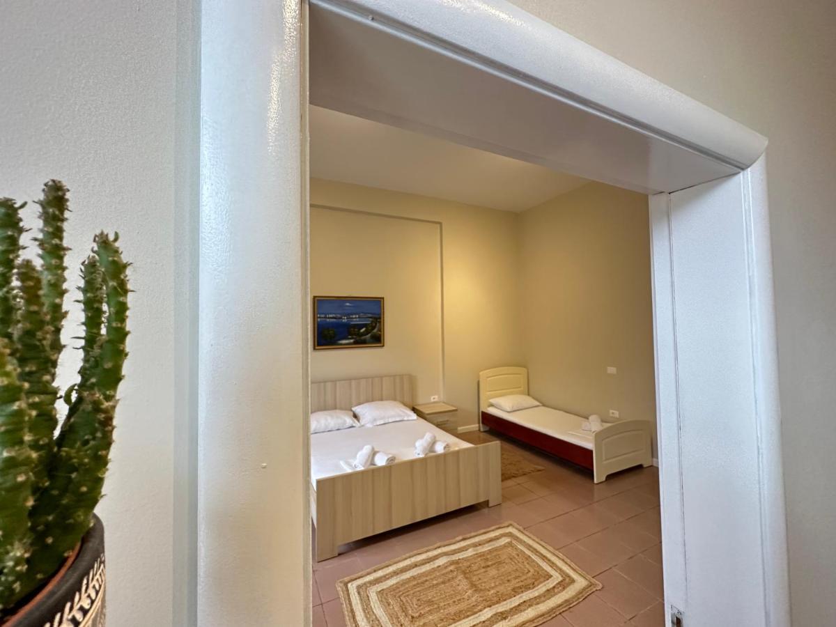 Rias Seaside Apartments Vlorë 外观 照片