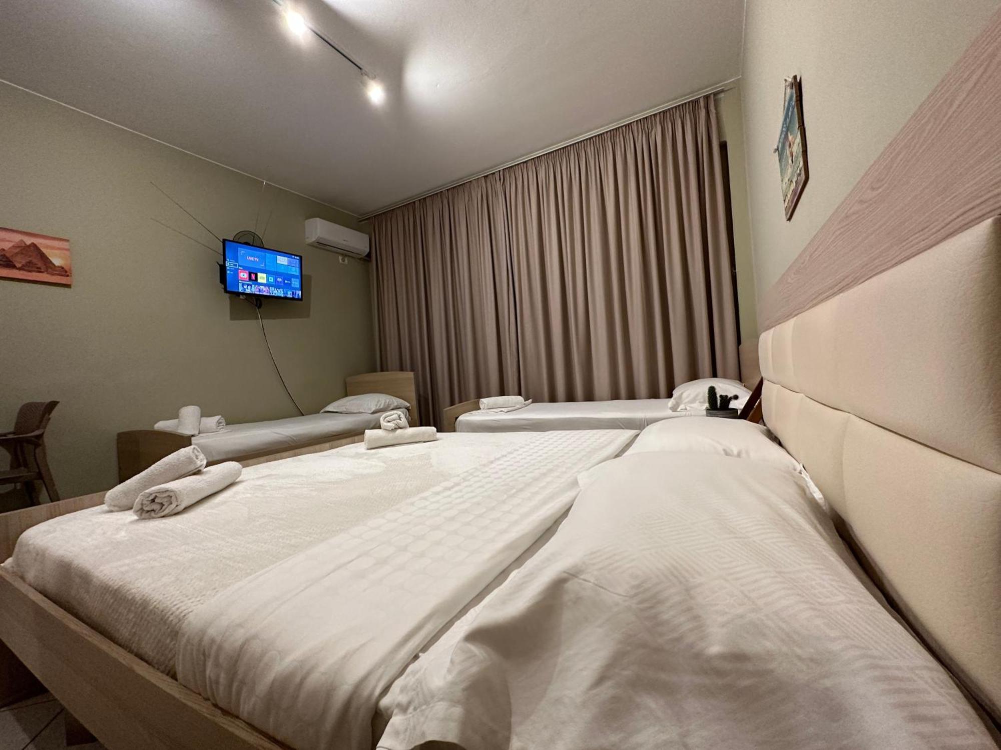 Rias Seaside Apartments Vlorë 外观 照片