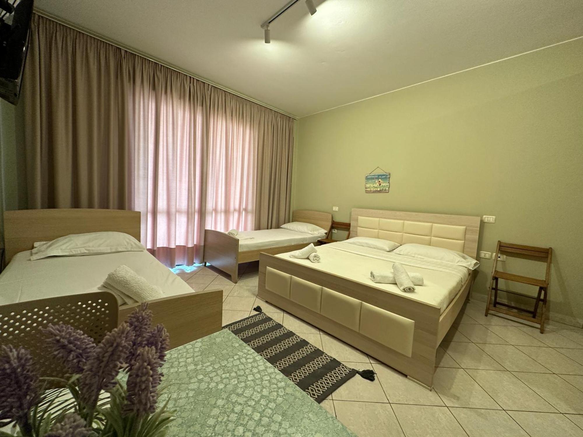 Rias Seaside Apartments Vlorë 外观 照片